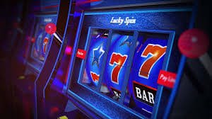Filipino player enjoying 588jl live dealer casino game on mobile phone